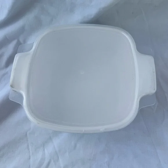 Vintage CorningWare Shadow Iris 1.5-Liter Casserole Dish with Lid A- 1 1/2-B - Picture 5 of 14